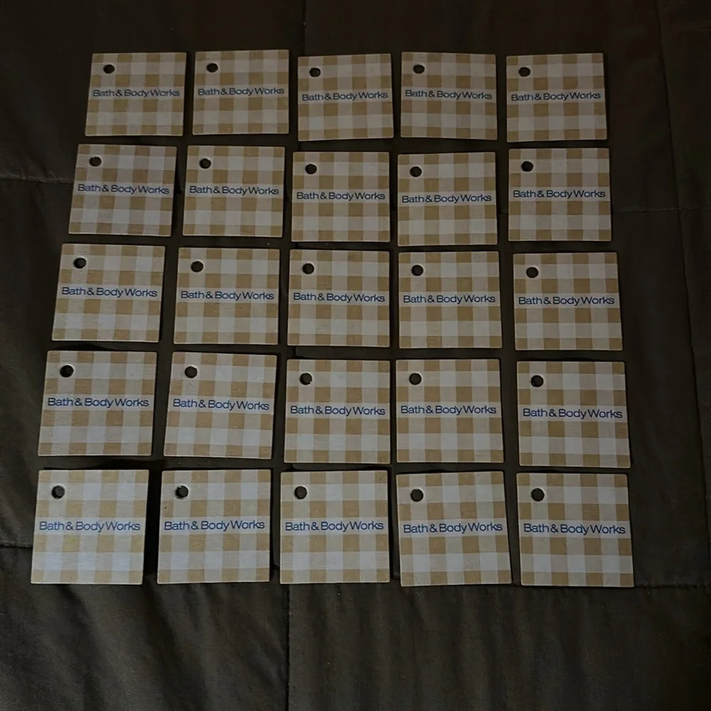 Bath & Body Works Small Cardboard Gingham Gift Tags